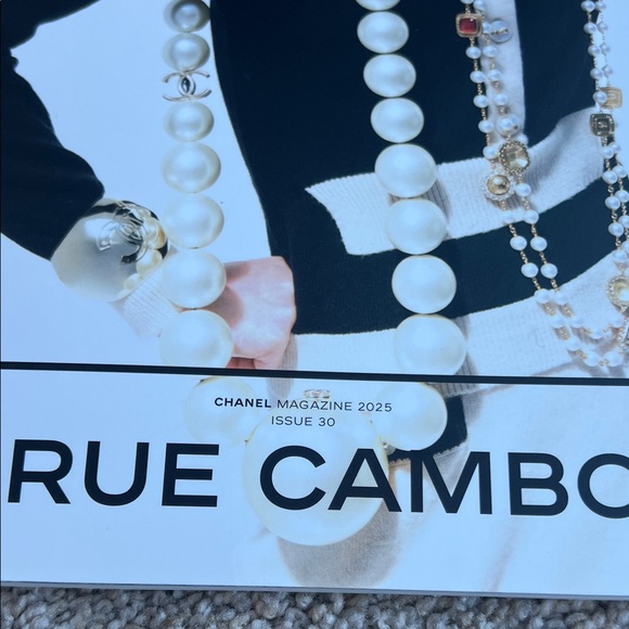 Chanel 2025 Magazine - Picture 2 of 5